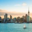 Kiedy popływać w Auckland: temperatura morza w poszczególnych miesiącach